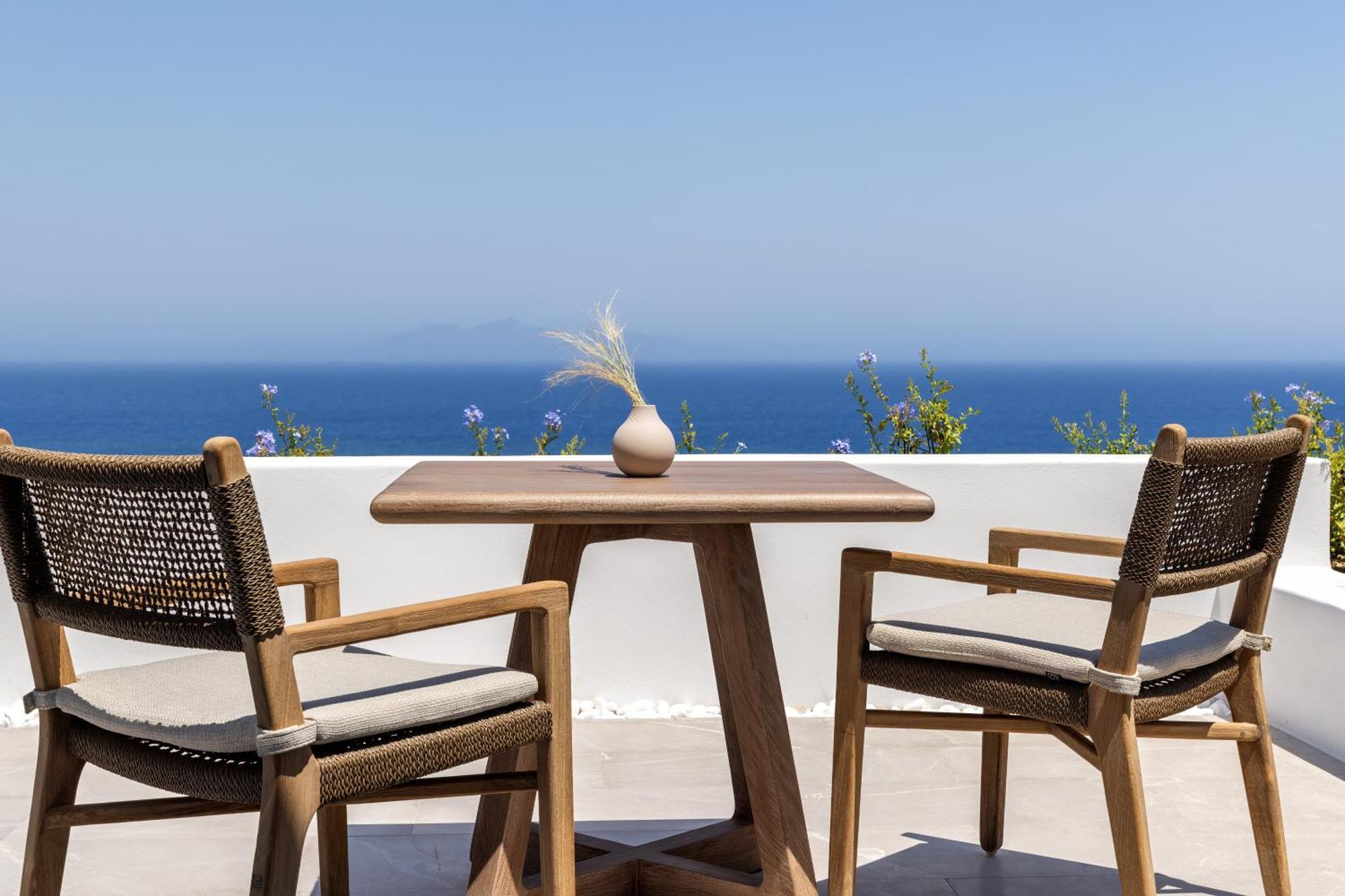 Sandblu Resort Kamari  Exterior photo